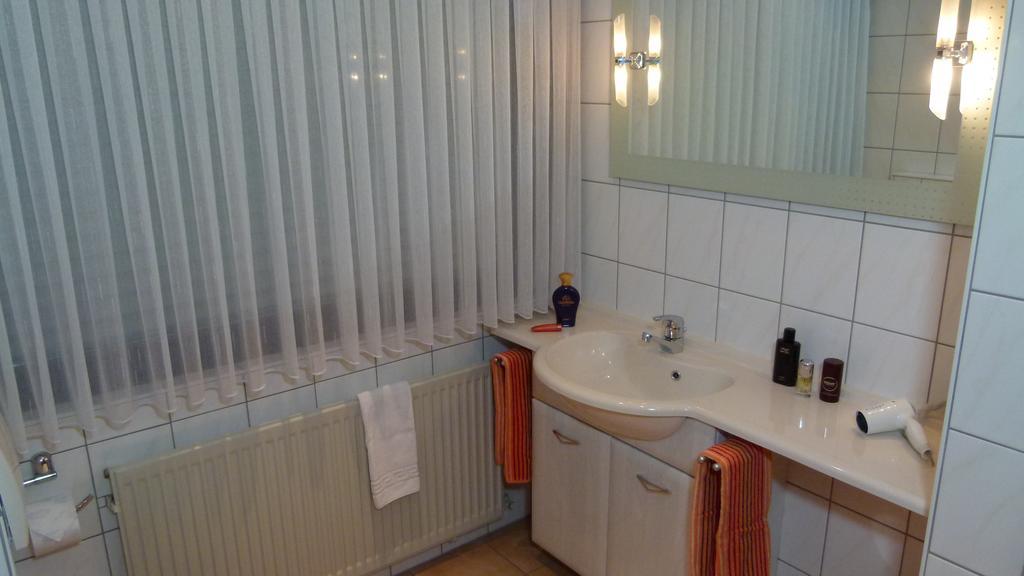 ホテル Ferienweingut Rudorfer ヴァルヴィヒ 部屋 写真
