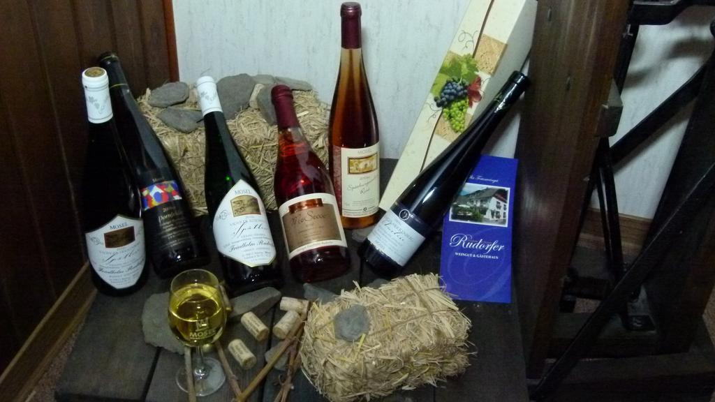 ホテル Ferienweingut Rudorfer ヴァルヴィヒ エクステリア 写真